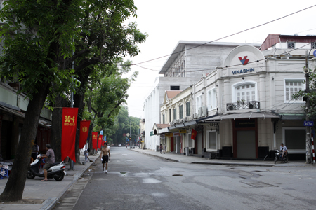 Hang Trong Street